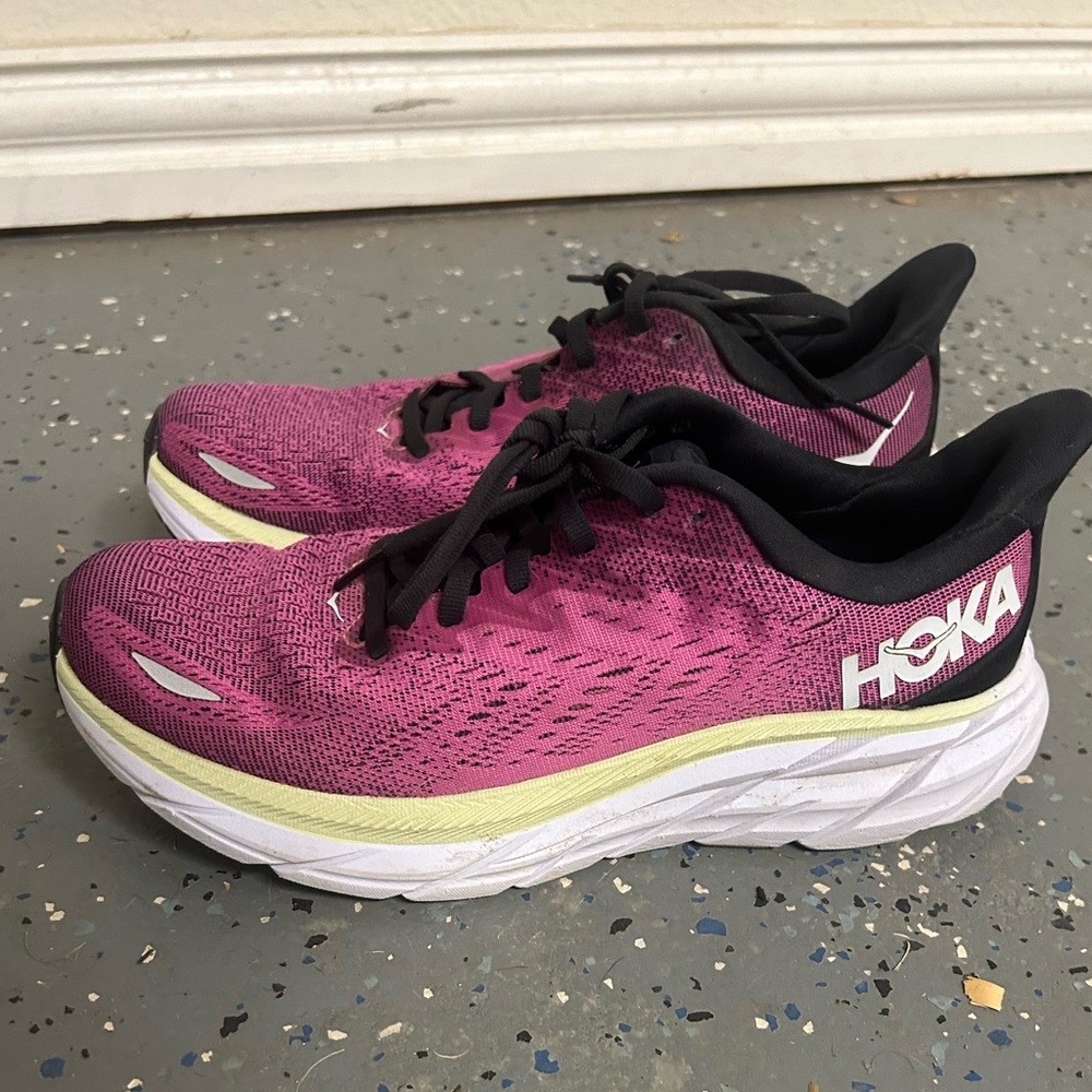 Hoka Clifton 8